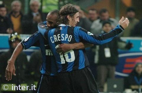 摘下护目镜 摘下护目镜