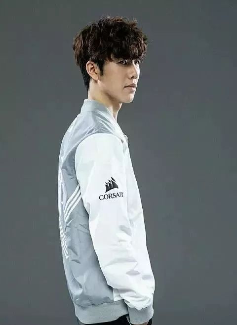 抓住对手失 抓住对手失