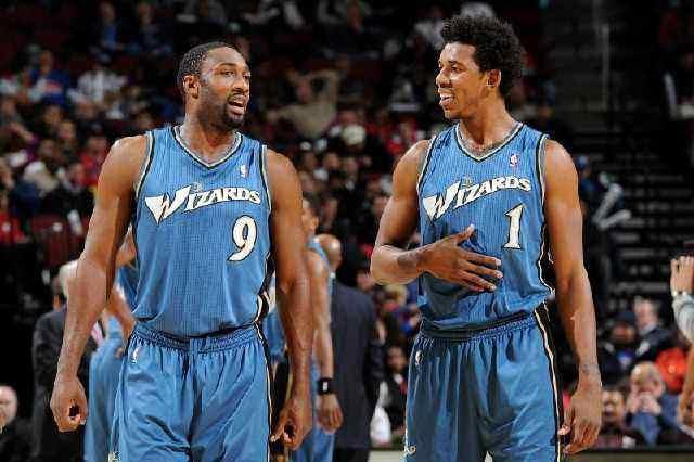 后场回防却 后场回防却